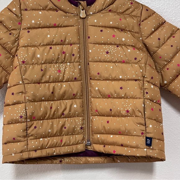 Gap Baby Puffer Coat Size 0-6 Months Girl Gold Burgundy Stars Jacket EUC - Picture 3 of 7
